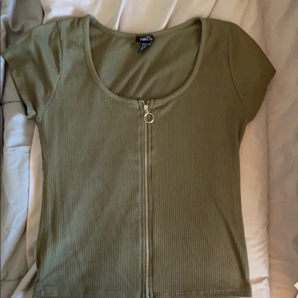 Green crop top